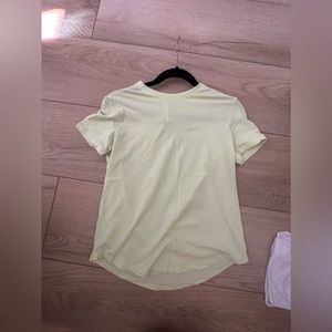 Lululemon Tee